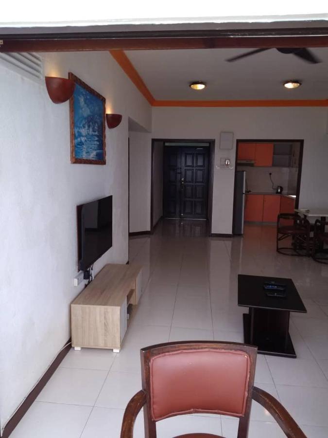 באטו פרינג'י The Barn Private Home @ Sri Sayang Apartment מראה חיצוני תמונה