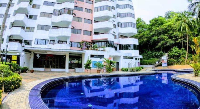באטו פרינג'י The Barn Private Home @ Sri Sayang Apartment מראה חיצוני תמונה